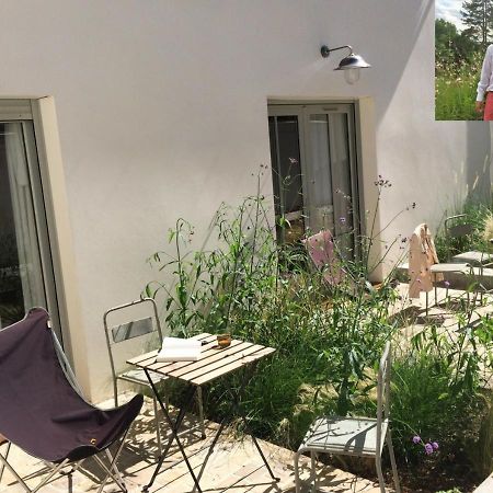 Denis & Virginie - Chateau A Pied - Parking Gratuit Versalles Exterior foto